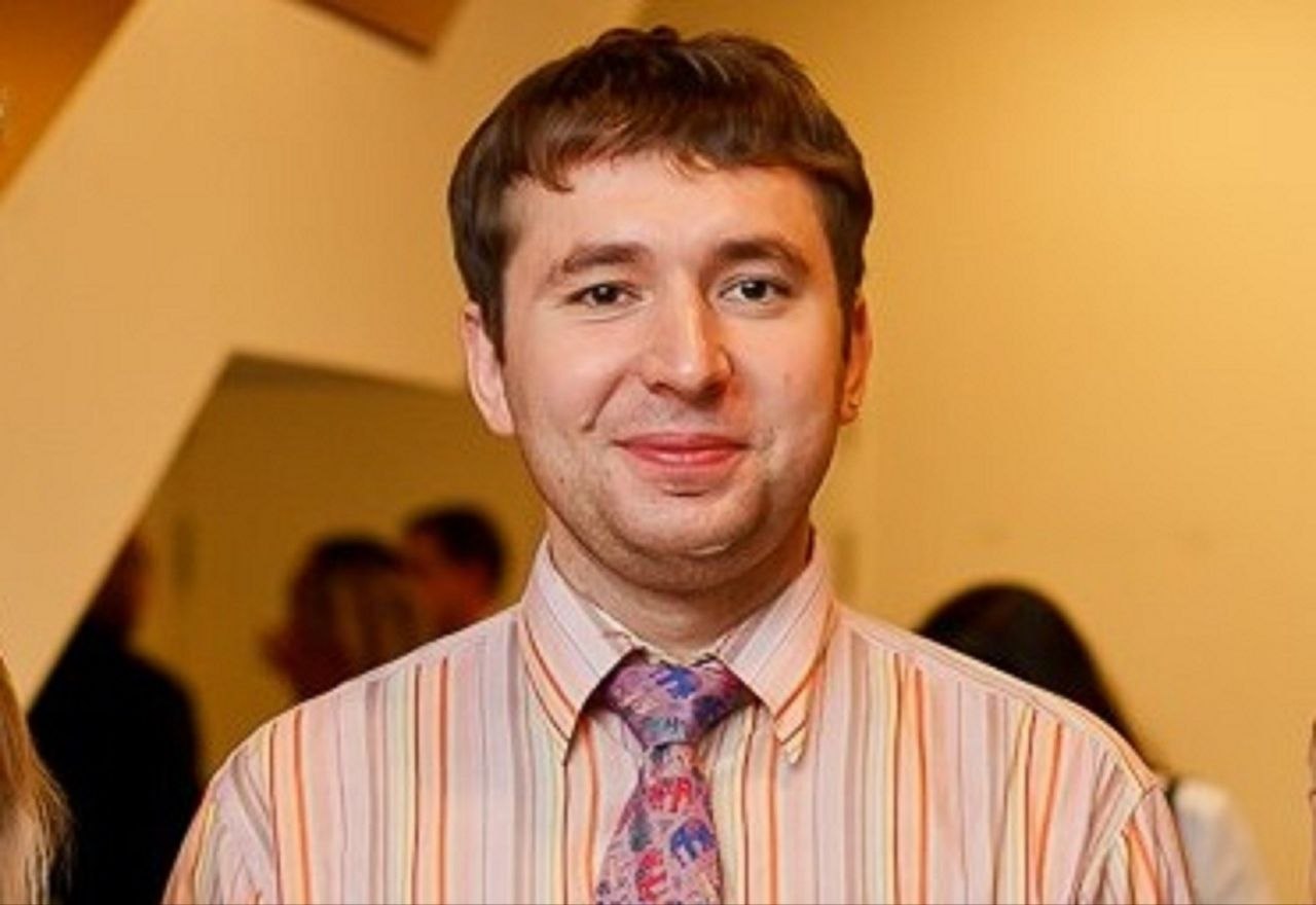 Никифоров С.И. портрет в рубашке с галстуком